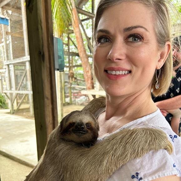 Meet your Posher, Michelle - Picture 1 of 1